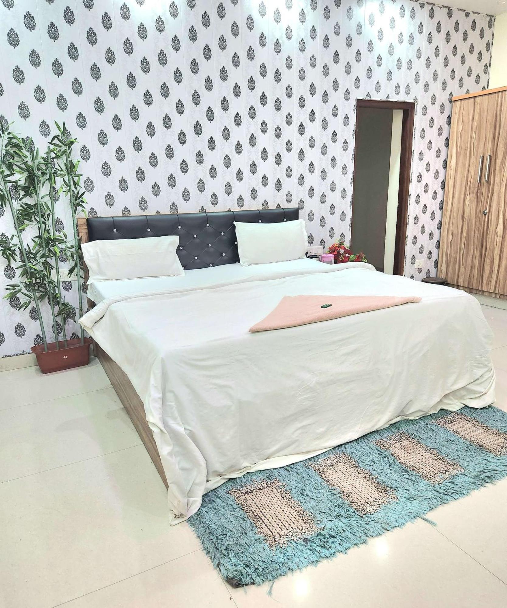 Mauji'S Villa Hotel & Guest House Prayagraj Exterior photo